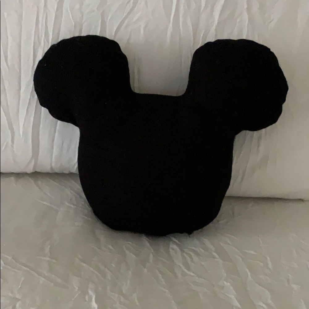 Mickey throw pillow